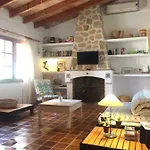 Petrel 度假居 波连斯萨