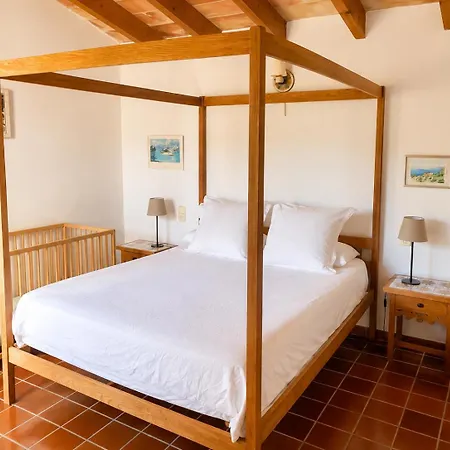 Petrel Holiday home