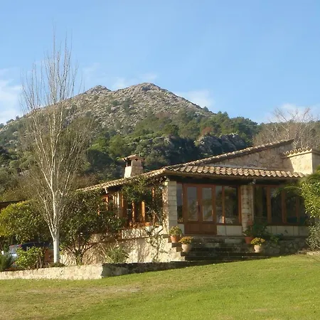 Holiday home Petrel