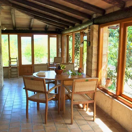 Holiday home Petrel